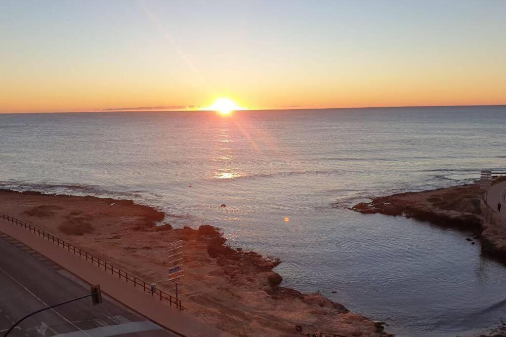 Casa Buena Vista Con Vistas Al Mar, Primera Linea, Beach Los Locos, Wifi, Torrevieja Extérieur photo